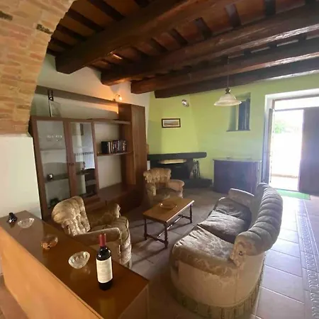 Piano Terra Indipendente Con Giardino Residenza Anatol 아파트
